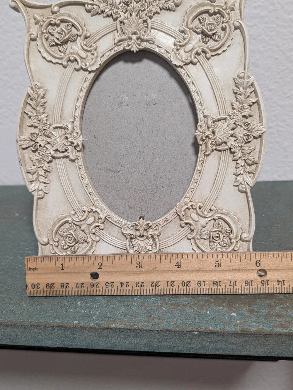 Vintage Ornate Oval Floral Picture Frame Shabby Chic Victorian Cottagecore